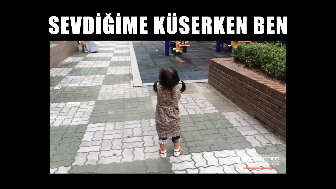 SEVDİĞİME KÜSERKEN BEN
