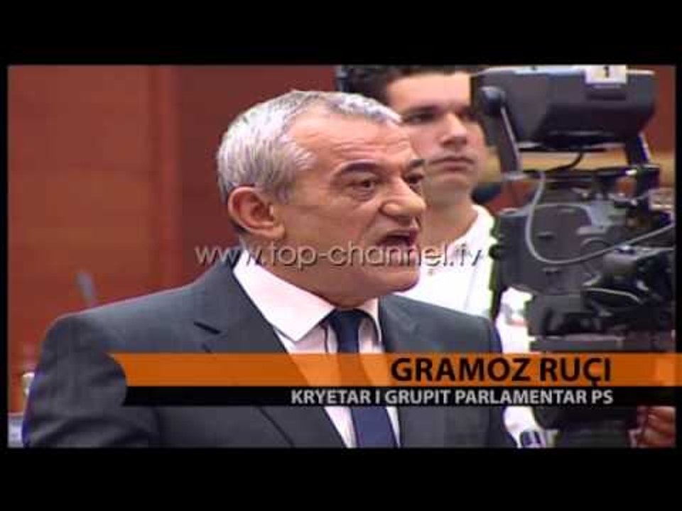 Protestë për armët edhe në Kuvend - Top Channel Albania - News - Lajme