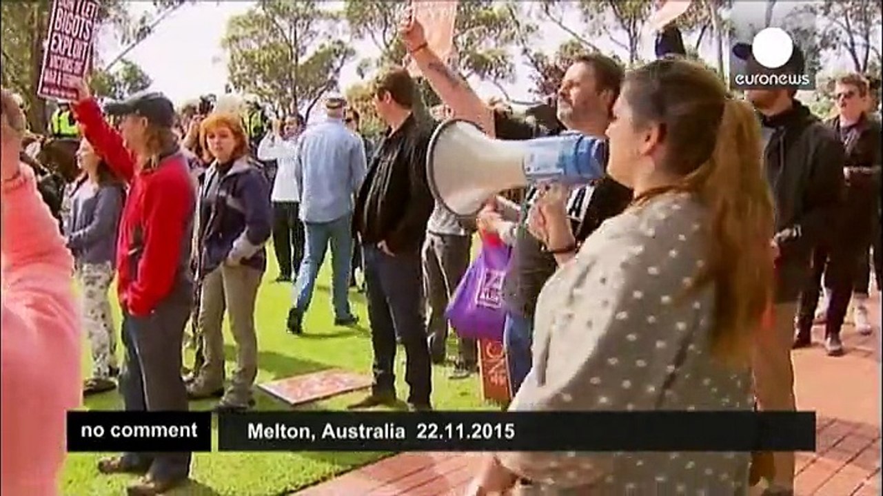 Clashes amid protests over immigrants in Australia