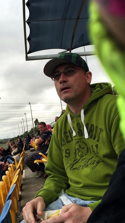 La Réaction Surprenante d'un Homme à son premier Spectacle de Dragster