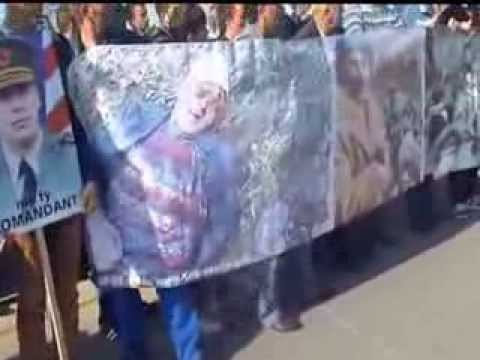 PROTESTA NE PRISHTINE QYTETARET NE RRUGE KUNDER PROCESIT TE GRUPIT TE DRENICES LAJM