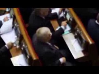 PARLAMENTI NE UKRAINE DESHTON MIRATIMI I LIGJIT PER KURIMIN E TIMOSHENKOS LAJM