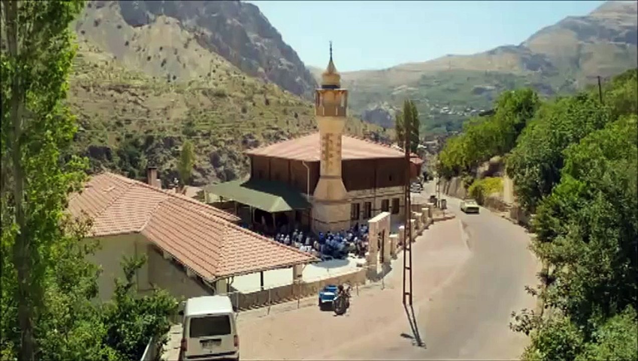 Düğün Dernek - Camide Bayram Namazı