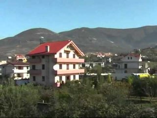 SUPERFOSFATI NE HARRESE NE LAÇ KA MBETJE TE RREZIKSHME PER SHENDETIN E BANOREVE LAJM