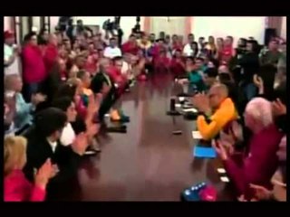 MADURO SI CHAVEZ PRESIDENTI I VENEZUELES RRIT MJAFT PUSHTETIN E TIJ LAJM
