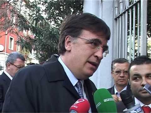 UEFA ZBARKON NE TIRANE DELEGACIONI DISKUTIME PER TRUKIMET DHE STADIUMIN E RI LAJM