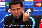 Zap Foot du 24 novembre : Dani Alves ne veut pas parler à la presse madrilène, le but à la Messi d'un jeune du Barça, il célèbre son but façon Balotelli etc.