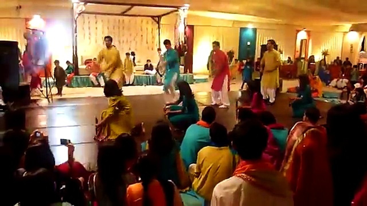 Pakistani mehndi dance super video