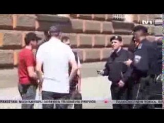PRESIDENTI BOSHNJAK AKUZOHET SE KA LIRUAR NGA BURGU TE DENUAR PER KRIME LAJM