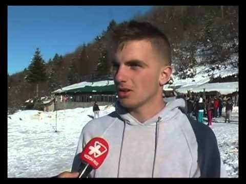 DEBORE E SKI NE DARDHE SHTOHEN VIZITORET NE FSHATIN TURISTIK TE JUGLINDJES LAJM