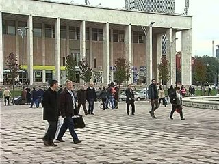 MINISTRI ARBEN AHMETAJ PER TATIMIN MBI PAGAT DUHEN SAKRIFICA EDHE NGA QYTETARET LAJM