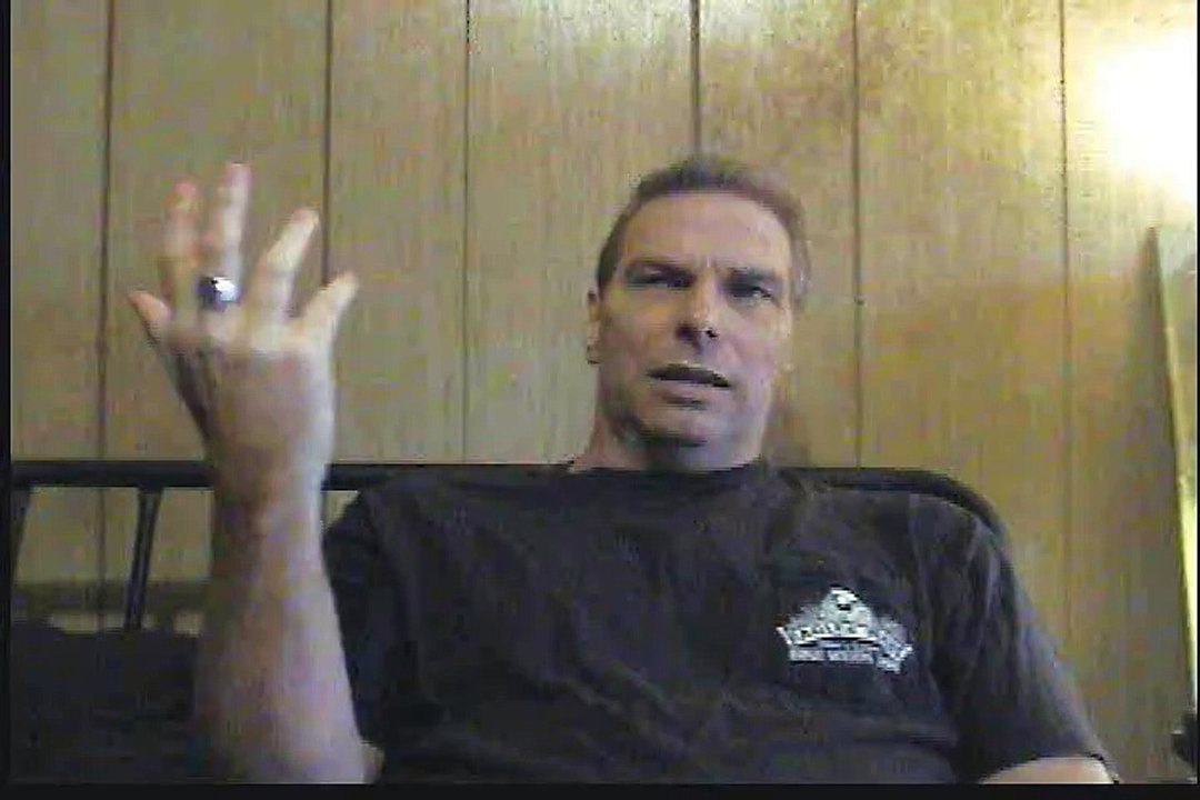 Attention Cosplayers: Convention Stalker Warning!