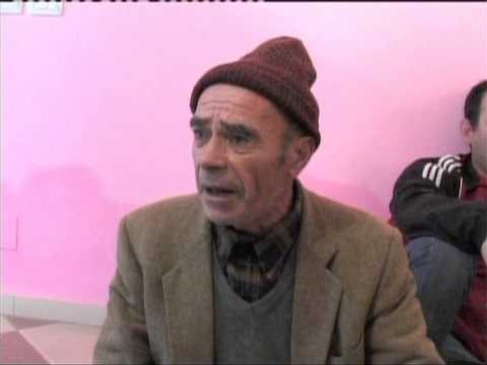 PROTESTAT NE ZHARREZ BANORET NE GREVE URIE KUNDER KOMPANISE "BANKERS" LAJM