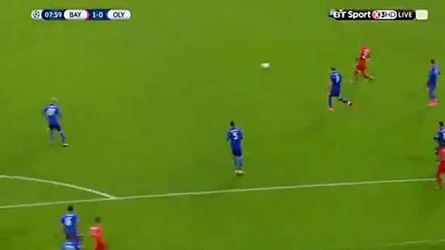 Douglas Costa Goal 1-0 Bayern Munich vs Olympiakos