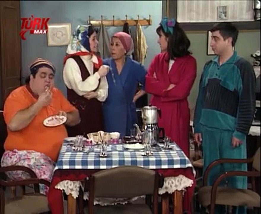 Bir Demet Tiyatro 5.Bölüm HD Kalite İzle Komedi
