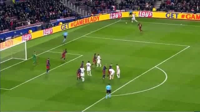 Edin Dzeko Incredible Miss - Barcelona v. AS Roma 24.11.2015 HD