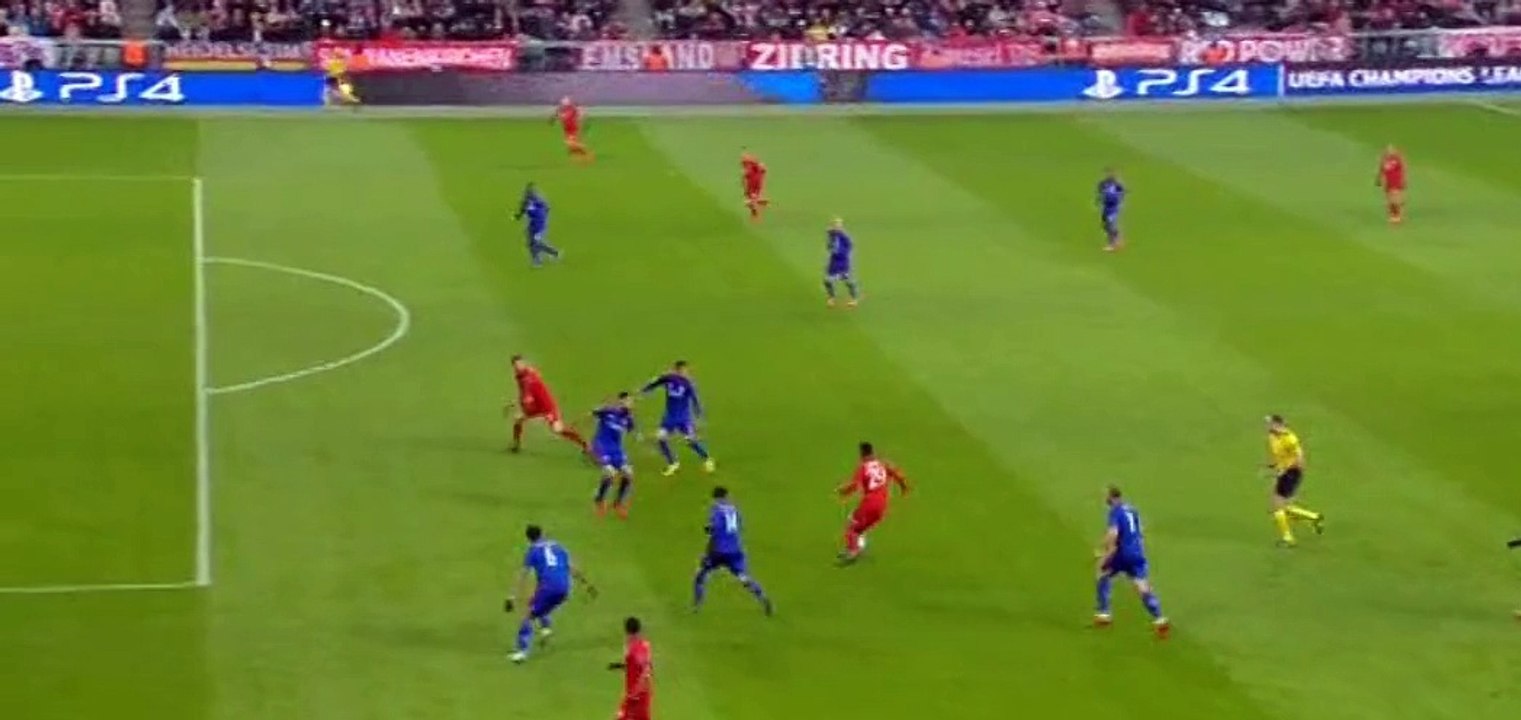 Robert Lewandowski Goal - Bayern Munich 2 - 0 Olympiakos Piraeus - 24/11/2015