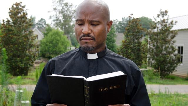 The Walking Dead: Who Won't Live Through the Midseason Finale?