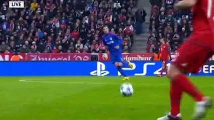 2-0 Robert Lewandowski Lucky Goal _ Bayern München v. Olympiacos 24.11.2015_HIGH