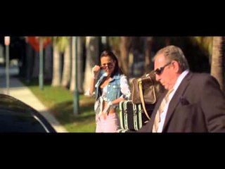 E DASHURA E JANUZAJ ESHTE KENGETARJA BRITANIKE ME ORIGJINE GREKE TULISA LAJM