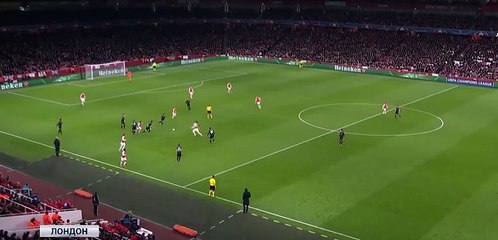 Mesut Ozil Goal - Arsenal 1 - 0 D. Zagreb - 24/11/2015