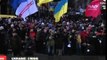 KUNDERPROTESTA NE UKRAINE QEVERIA NXIT NJEREZIT E SAJ TE DALIN KUNDER OPOZITES LAJM