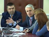 DEBAT PER SHTEPITE E DYTA PS,PD DHE LSI BASHKOHEN NE NDRYSHIMIN E KESAJ TAKSE LAJM