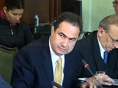 39 mijë mësues do paguajnë më pak taksa - News, Lajme - Vizion Plus