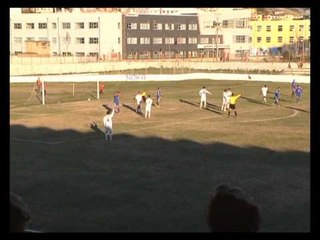 Télécharger la video: SUPERLIGA SHQIPTARE FITOJNE KUKESI DHE SKENDERBEU, TIRANA NE VENDIN E FUNDIT LAJM