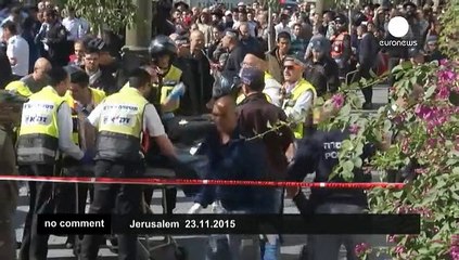 Tension and panic in Jerusalem after 'scissor attack on Israeli'