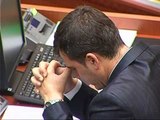 PA KOMENT SEANCA MARATONE,DISA NGA DEPUTETET I ZE GJUMI NE KUVEND LAJM