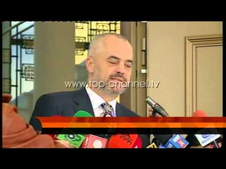 Politika uron Krishtlindjet - Top Channel Albania - News - Lajme