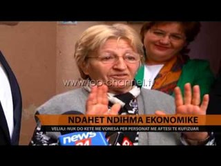 Ndahet ndihma ekonomike - Top Channel Albania - News - Lajme