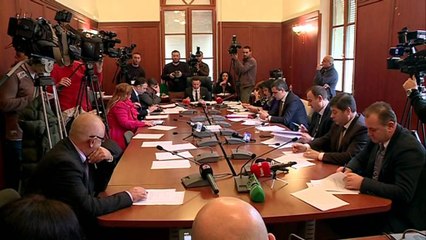 Tải video: PS  KUNDER  AMENDAMENTIT TE LSI  PER FASONET