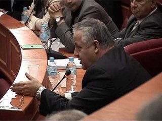 BUXHETI I KRYEQYTETIT DEBATE PER MUNGESEN E KRYETARIT TE BASHKISE LULZIM BASHA LAJM