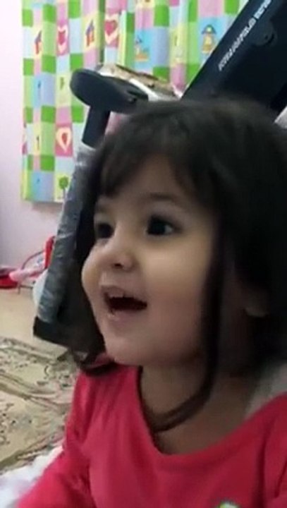 Cute Child Reciting Surah Naas