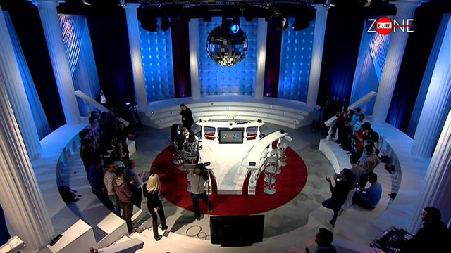 Zone e lire - AMC hedh ne treg 'Deezer', aplikacion i ri muzikor! (7 shkurt 2014)