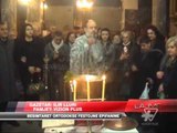 Besimtarët ortodoksë festojnë Epifaninë - News, Lajme - Vizion Plus