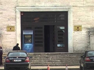 BIZNESI ME DOKTORATURAT PEDAGOGET KERKOJNE RISHIKIM TE STANDARTEVE TE DOKTORATURES LAJM