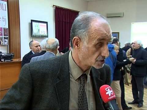 70 VJETORI I FATOS KONGOLIT SHKRIMTARI I NJOHUR SHPREH DESHIREN QE TE VAZHDOJE TE SHKRUAJ LAJM