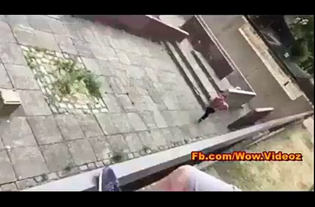 یہ بندہ تو سپر مین لگتا ہے ۔، اس کے Stunts چیک کریں