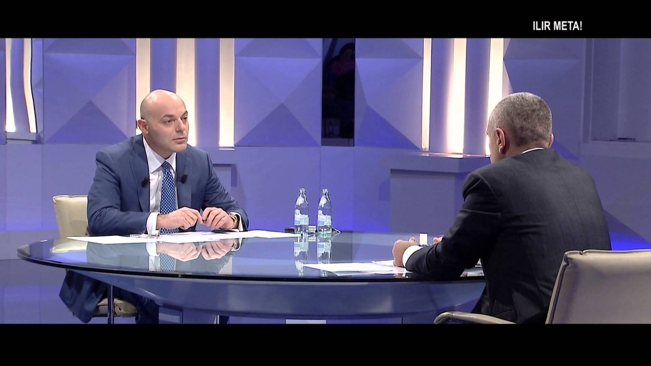 META: JAM POLITIKAN QE REFLEKTOJ