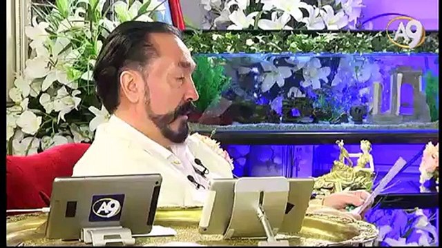 Peygamberimiz (sav) Hz. Mehdi (as)’ın Allah’ın azameti karşısında huşu içinde olduğunu bildirmiştir