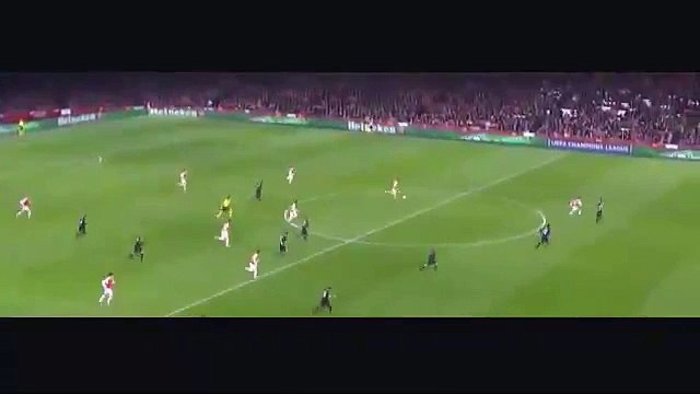Mesut Oezil awesome Goal - Arsenal vs Dinamo Zagreb Champions League 2015