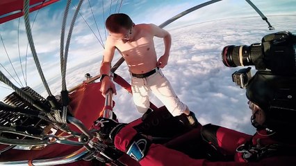 Le saut d'une montgolfière sans parachute pour Antti Pendikainen, et un bon coup d'adrénaline