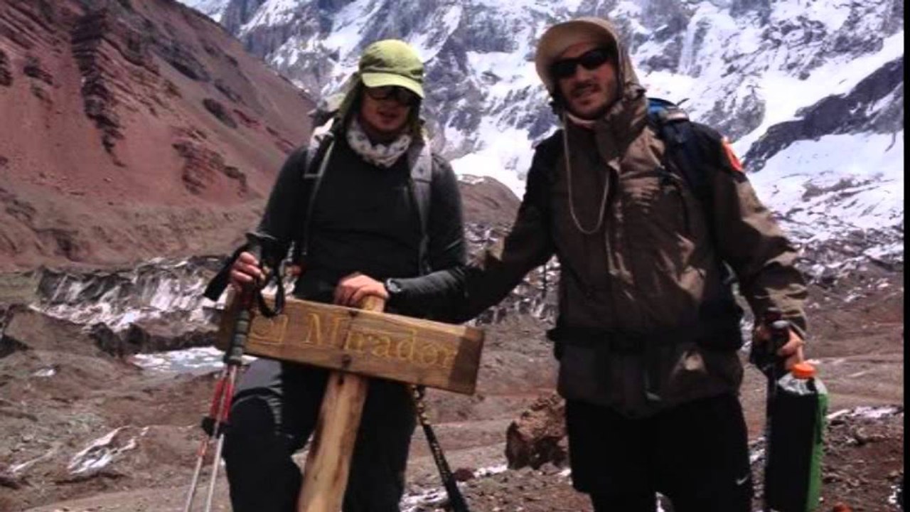 FLAMURI SHQIPTAR NE MAJEN E ANDEVE