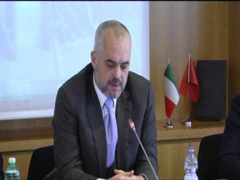 RAMA FTON BIZNESIN ITALIAN LEHTESIRA PER SIPERMARRESIT QE VIJNE TE INVESTOJNE NE SHQIPERI LAJM