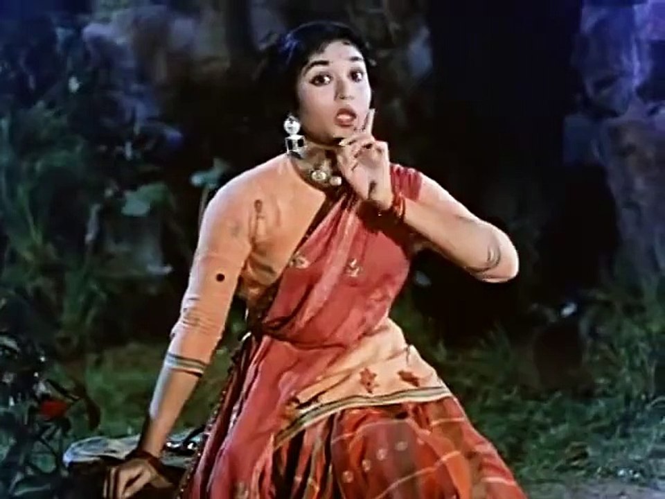 GUNGA JUMNA (1961) - Na Maanun Na Maanun Na Maanun Re | Daghabaaz Tori Batiyan Na Maanun Re