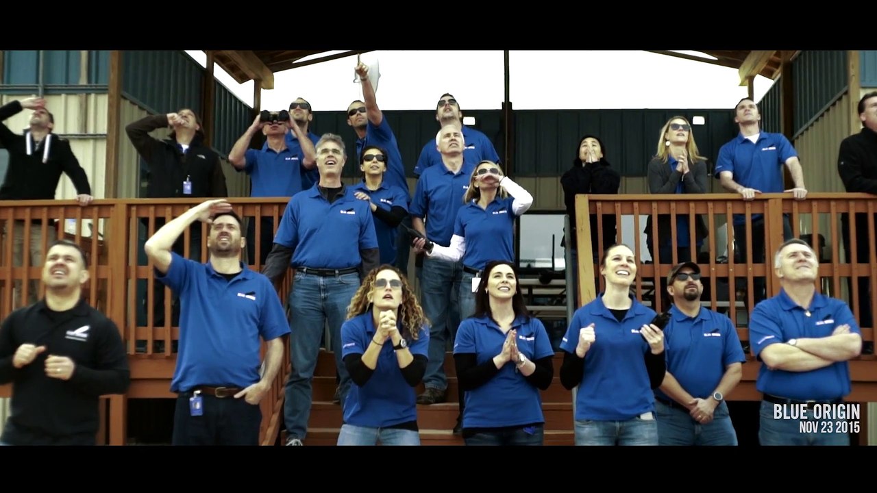 Première fusée qui réussit un atterrissage en revenant sur terre