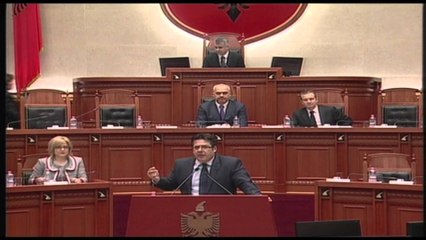 RAMA: DO TE PEZULLOJME VETEM FURGONAT PA LICENCE